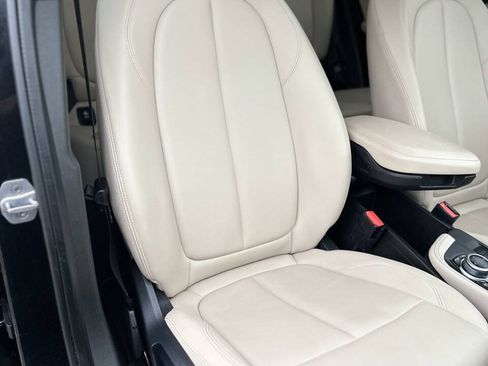 Used 2019 BMW X1 sDrive28i FWD image 19