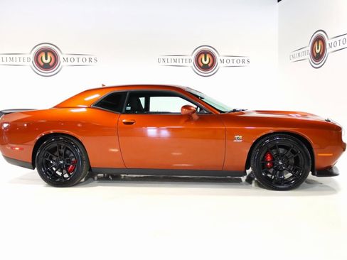 Used 2020 Dodge Challenger R/T Scat Pack w/ Driver Convenience Group image 36