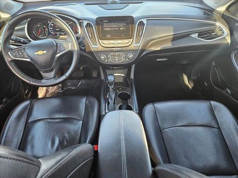 Used 2024 Chevrolet Malibu LT image 18