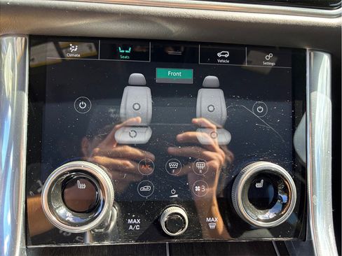 Used 2018 Land Rover Range Rover Sport HSE Dynamic image 35