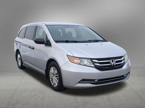 Used 2014 Honda Odyssey LX image 8