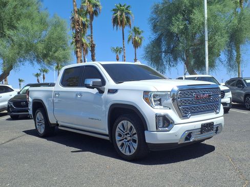 Used 2022 GMC Sierra 1500 Denali w/ Denali Reserve Package AWD/4WD image 3