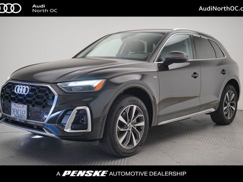 Used 2023 Audi Q5 2.0T Premium w/ Convenience Package image 1