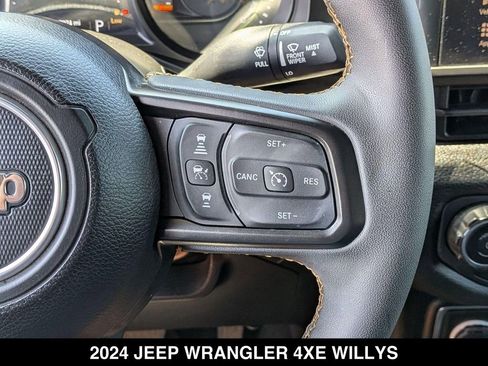 Used 2024 Jeep Wrangler Unlimited AWD/4WD image 18