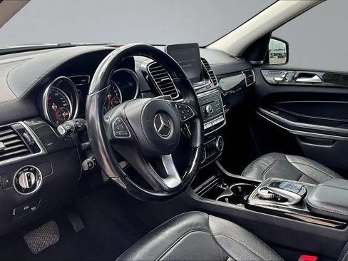 Used 2018 Mercedes-Benz GLS 550 4MATIC w/ Driver Assistance Package image 15