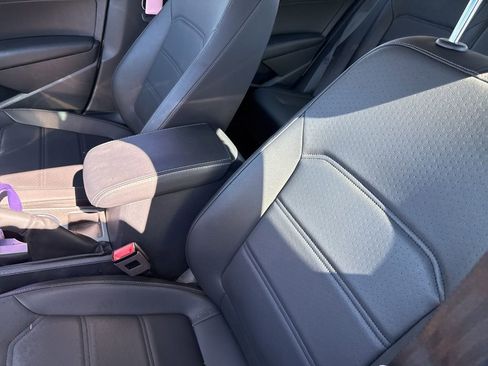 Used 2020 Volkswagen Passat 2.0T SE image 4