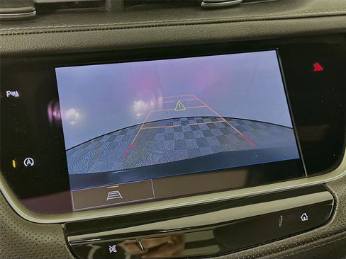 Used 2023 Cadillac XT5 Premium Luxury image 6