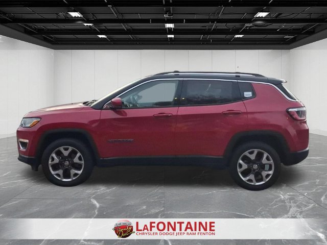 Used 2018 Jeep Compass Limited AWD/4WD image 2