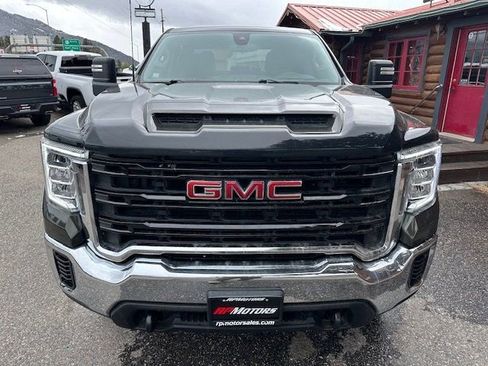 Used 2022 GMC Sierra 2500 Pro w/ Convenience Package image 3