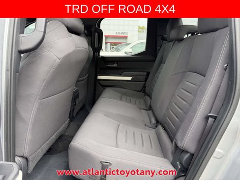 Certified 2024 Toyota Tacoma TRD Off-Road AWD/4WD image 15