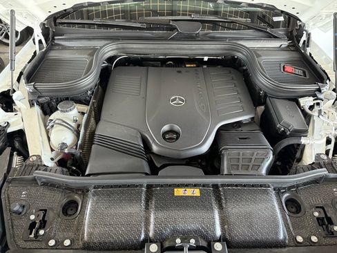 New 2026 Mercedes-Benz GLS 450 4MATIC image 15