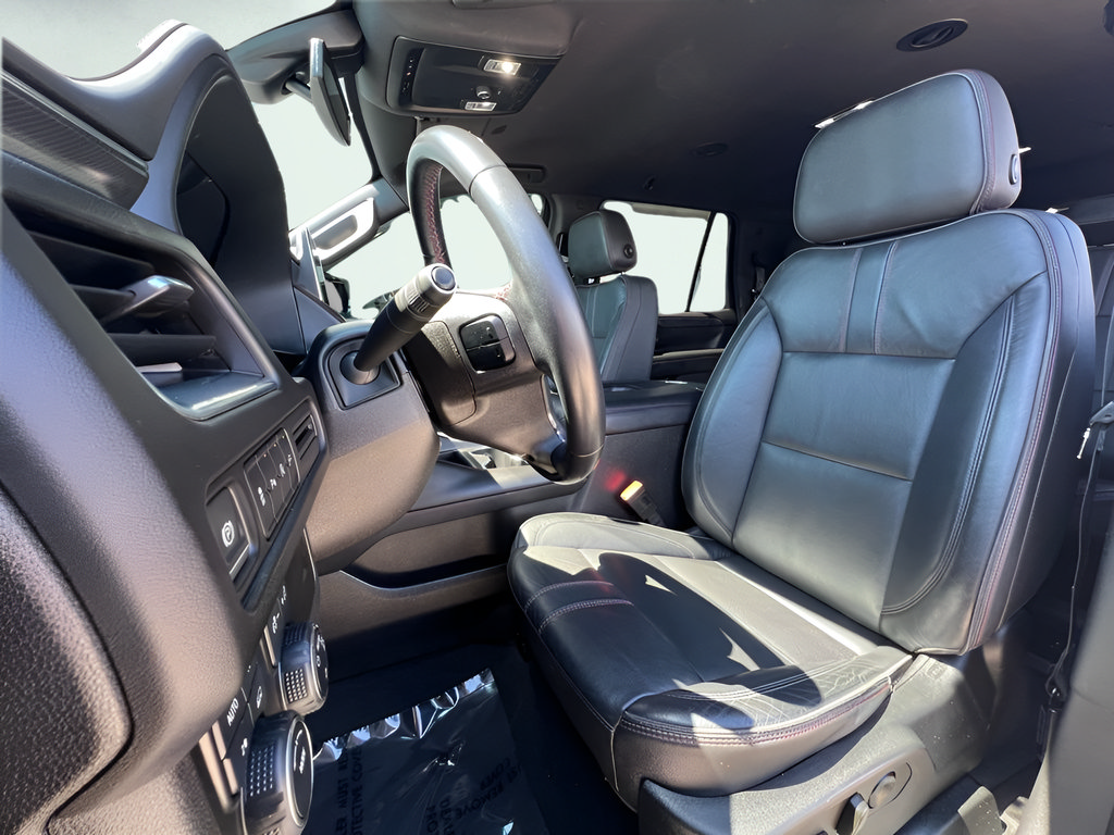 Used 2021 Chevrolet Tahoe RST AWD/4WD image 17