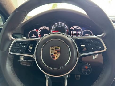 Used 2023 Porsche Cayenne GTS image 13