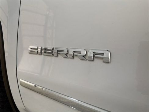 Certified 2017 GMC Sierra 1500 SLT w/ SLT Premium Package image 29