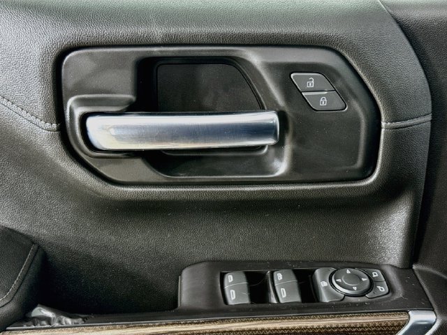Used 2020 Chevrolet Silverado 1500 LT w/ All-Star Edition AWD/4WD image 19