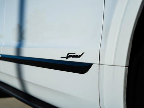 Used 2020 Bentley Bentayga Speed image 24