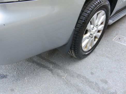 Used 2016 Toyota Sequoia Platinum image 38