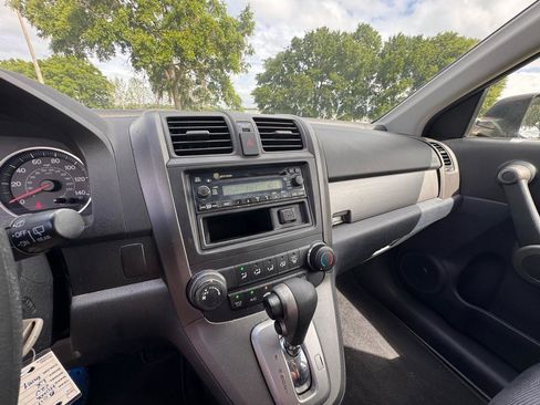Used 2011 Honda CR-V LX image 24