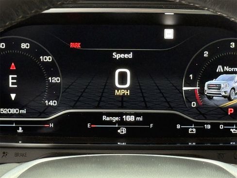 Used 2022 GMC Yukon XL SLT w/ SLT Premium Package image 15