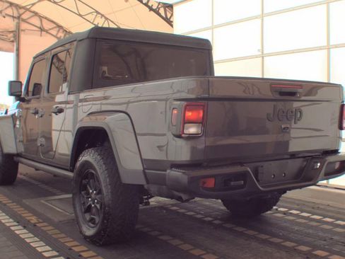 Used 2021 Jeep Gladiator Sport AWD/4WD image 7