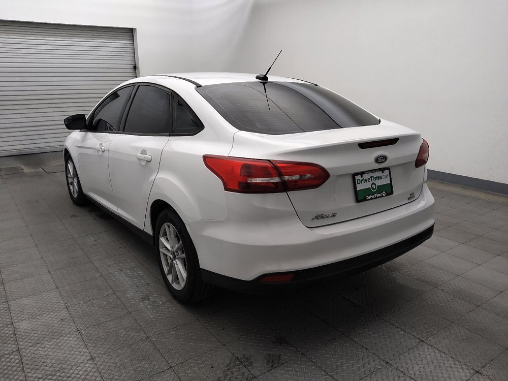 Used 2018 Ford Focus SE FWD image 5