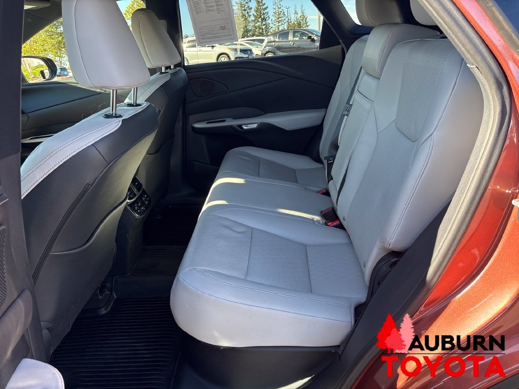 Used 2023 Lexus RX 350 Premium Plus w/ Cold Area Package AWD/4WD image 18
