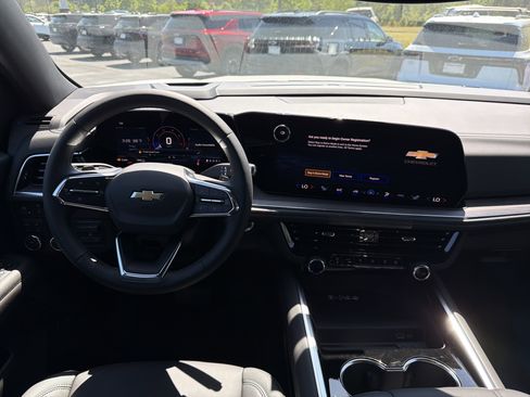 New 2026 Chevrolet Suburban LT w/ Comfort Package image 26