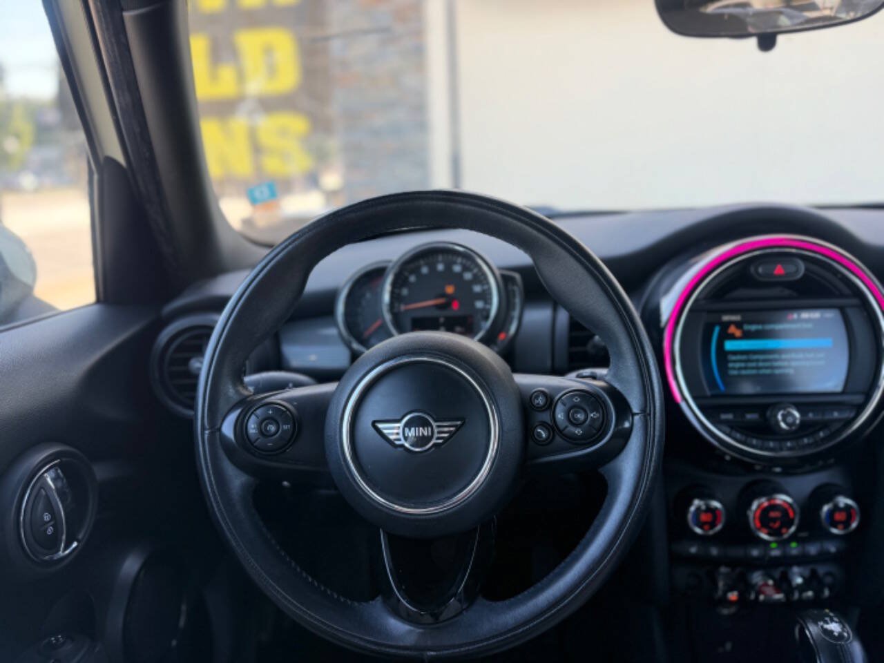 Used 2019 MINI Cooper 4-Door Hardtop FWD image 25