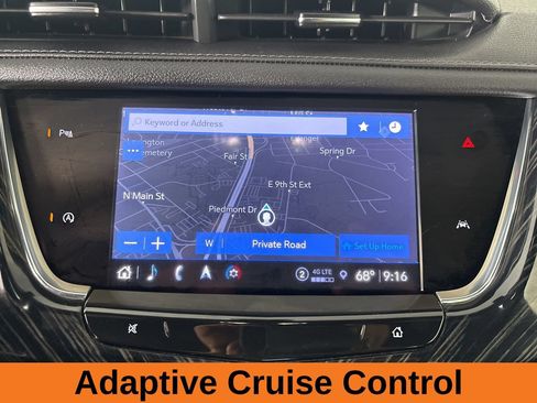Used 2025 Cadillac XT6 Premium Luxury FWD image 23