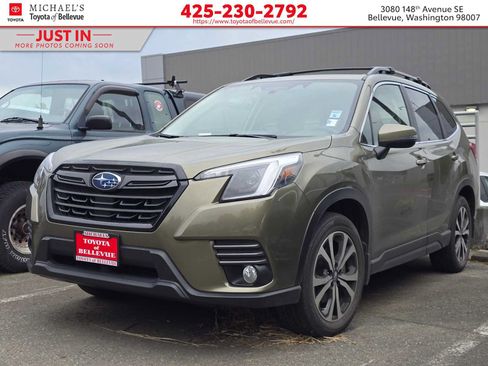 Used 2022 Subaru Forester Limited AWD/4WD image 1