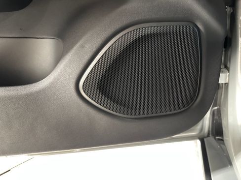 Used 2024 Volvo S60 B5 Core FWD image 16