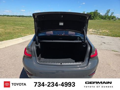 Used 2022 BMW 330i xDrive Sedan w/ Premium Package AWD/4WD image 22