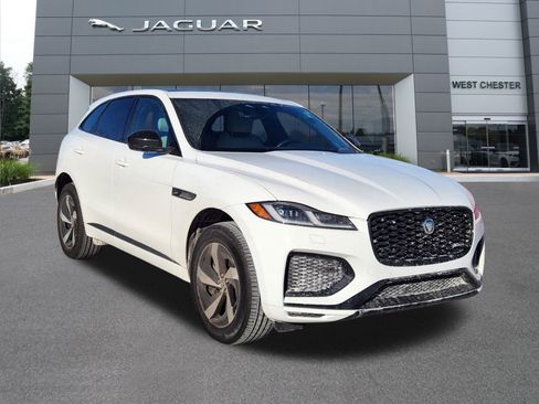 Certified 2024 Jaguar F-PACE R-Dynamic S image 2