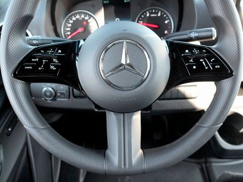 Used 2026 Mercedes-Benz Sprinter 2500 image 13