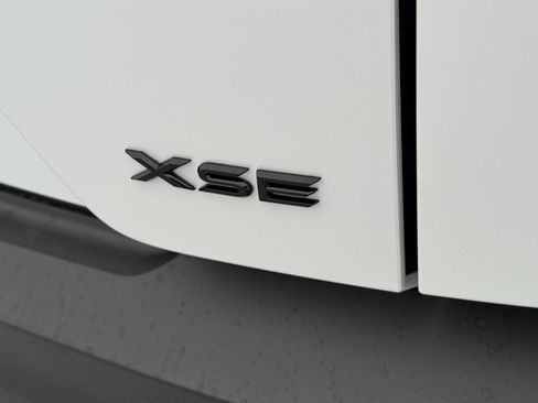 New 2026 Toyota C-HR AWD/4WD image 14