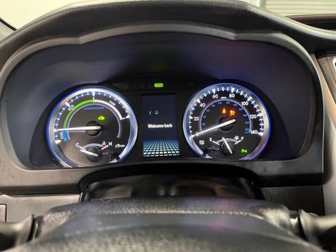 Used 2015 Toyota Highlander Limited image 26