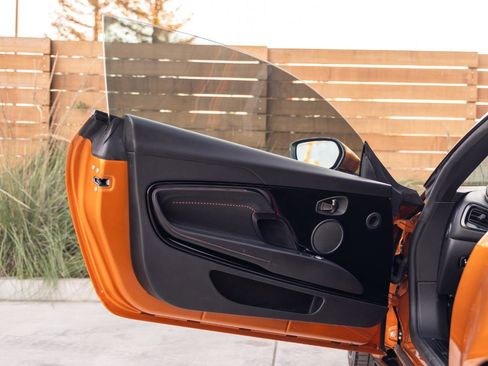 Used 2018 Aston Martin DB11 Coupe image 76