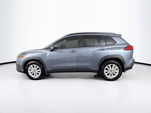 Certified 2025 Toyota Corolla Cross LE w/ Moonroof Package FWD image 13