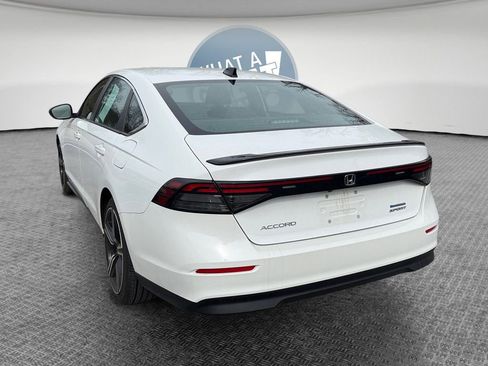 Used 2023 Honda Accord Sport image 6