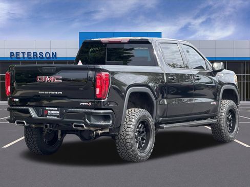 Used 2020 GMC Sierra 1500 AT4 w/ AT4 Premium Package AWD/4WD image 4