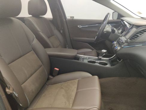 Used 2014 Chevrolet Impala LT image 21