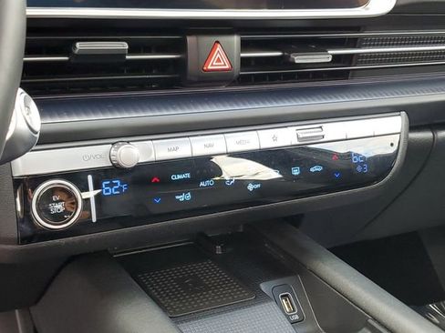Used 2023 Hyundai Ioniq 6 Limited RWD image 18
