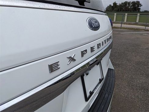 Certified 2024 Ford Expedition Max Limited image 12