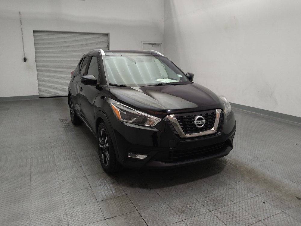 Used 2019 Nissan Kicks SR FWD image 14