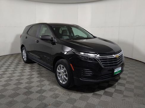 Used 2022 Chevrolet Equinox LS w/ LS Convenience Package image 13