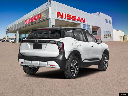 New 2026 Nissan Kicks SV image 2