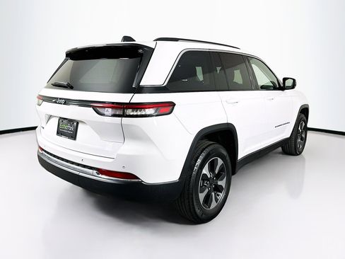 Used 2022 Jeep Grand Cherokee Limited 4xe AWD/4WD image 9