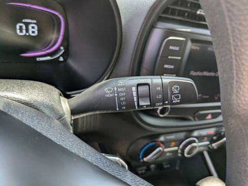 Certified 2024 Kia Soul LX FWD image 32