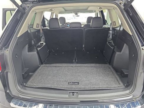 Certified 2025 Volkswagen Atlas SEL AWD/4WD image 13