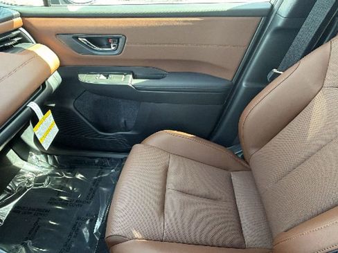 New 2026 Subaru Outback Touring XT AWD/4WD image 12